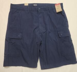Levi's carrier cargo shorts men large Waist 40'' length 22.5''
